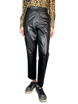 Pantalón Cuero