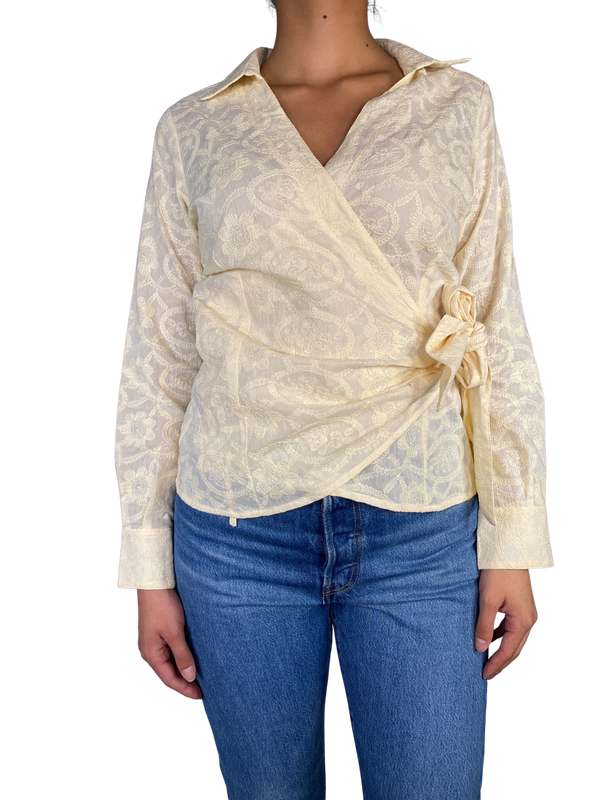Blusa Bordada Cruzada