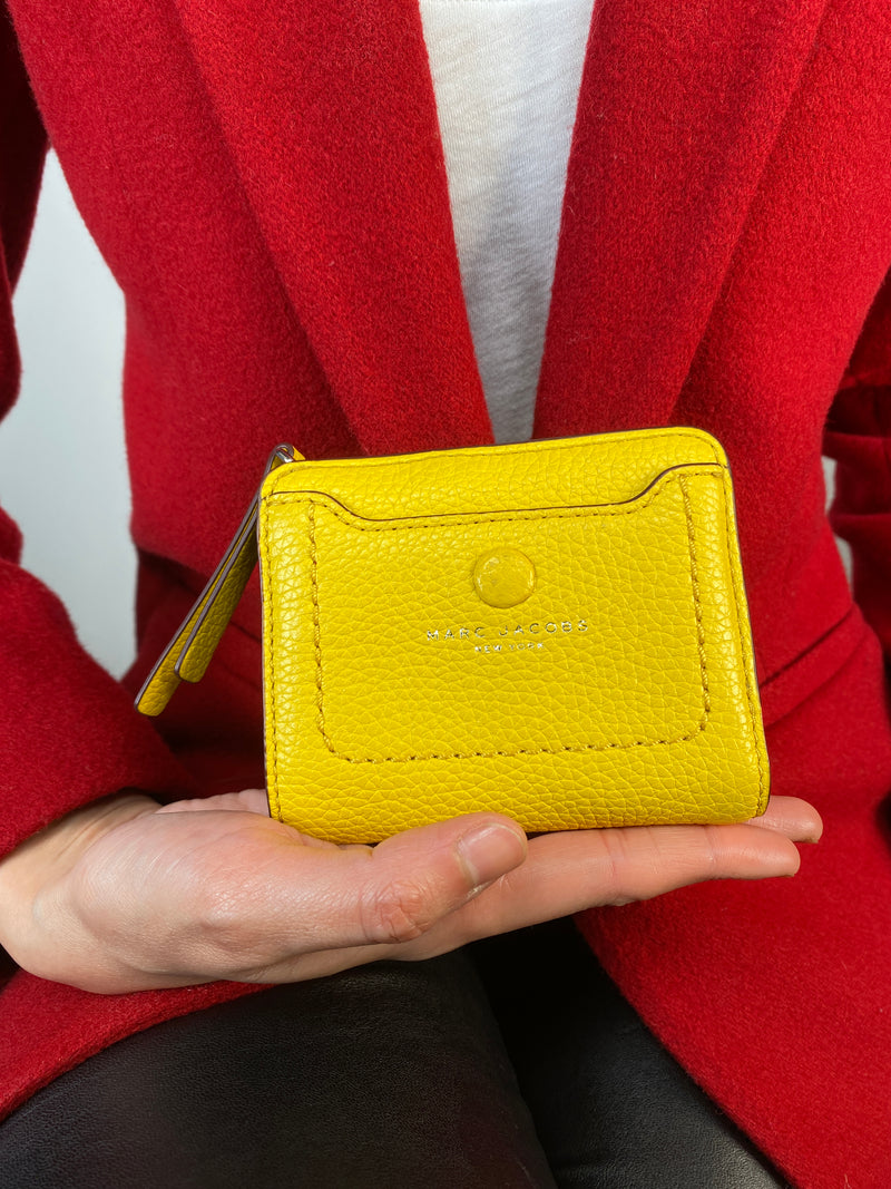 Billetera Cuero Amarillo