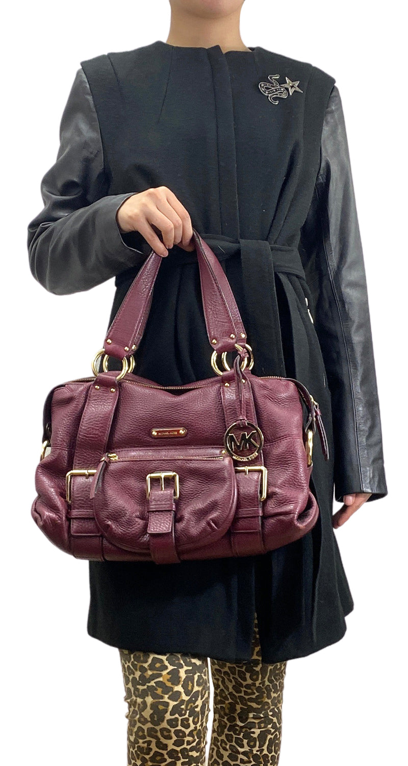 Cartera Morado
