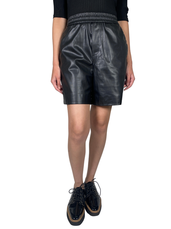 Shorts Cuero Vegano