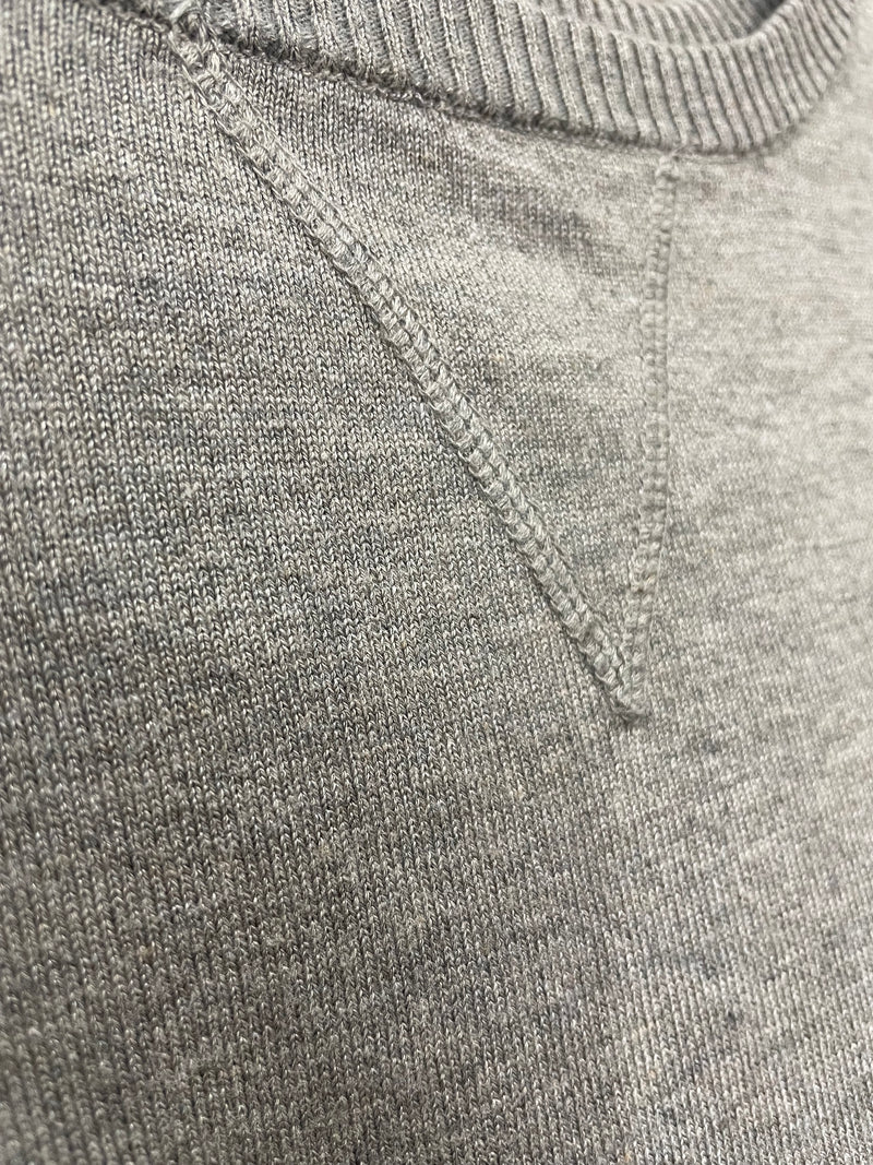 Sweater Gris