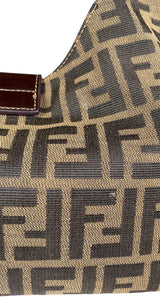 Cartera Monogram