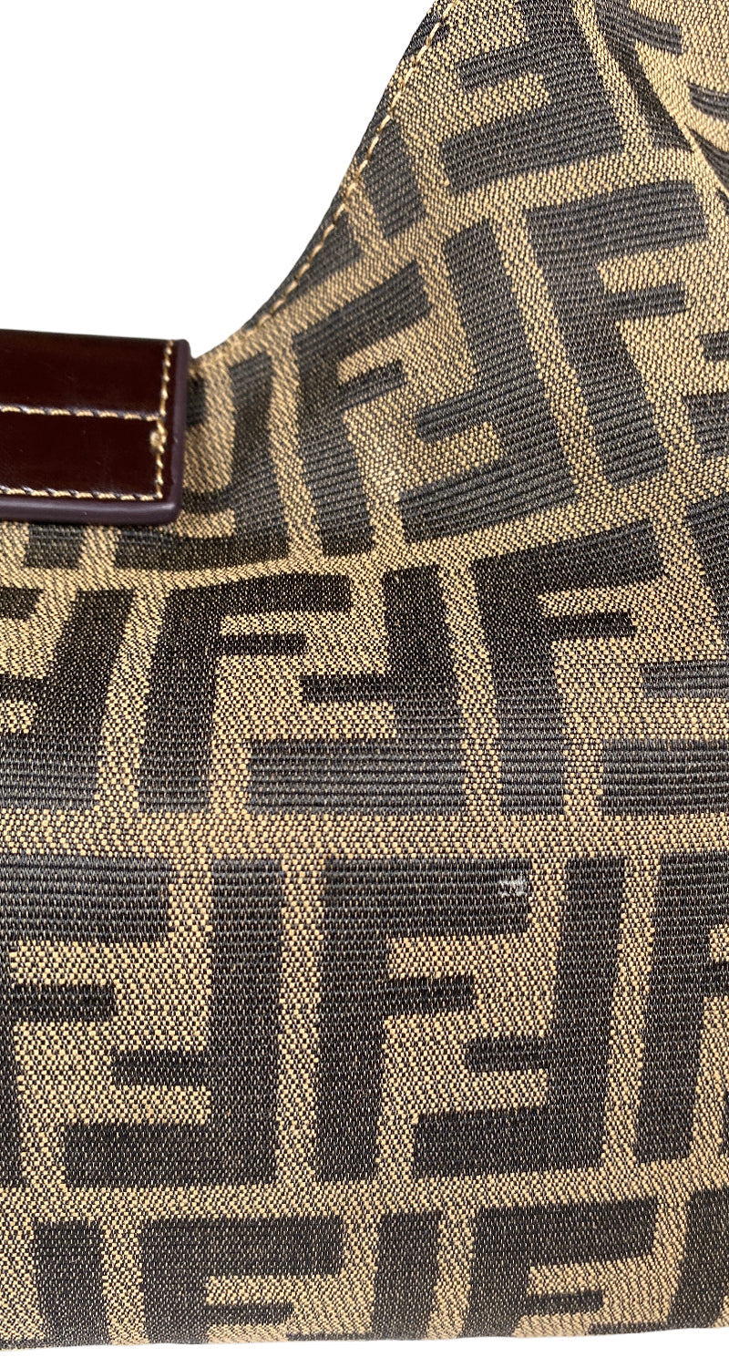 Cartera Monogram