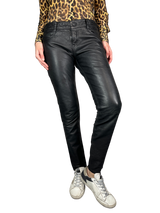 Pantalón Cuero