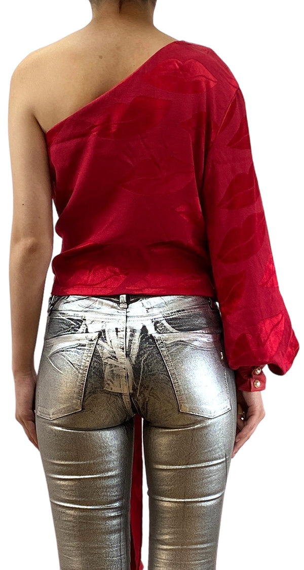 Blusa Roja Asimétrica