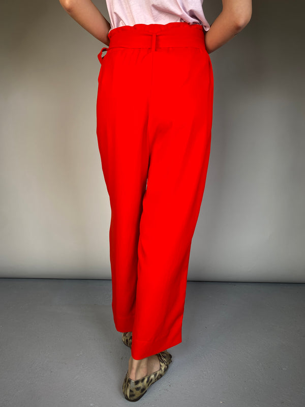 Pantalón Con Cinturón