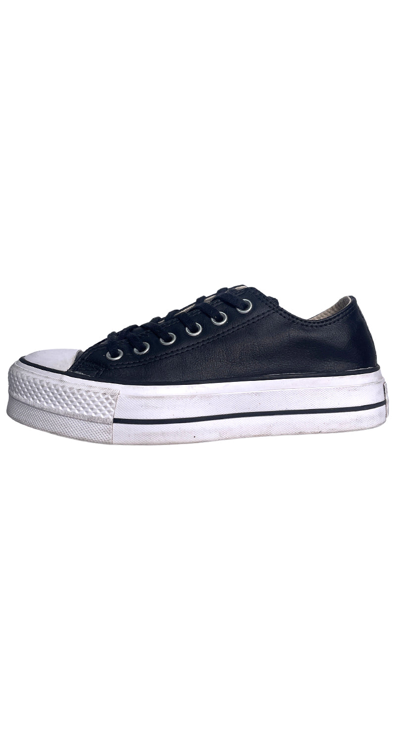 Chuck Taylor All Star Leather Platform Low