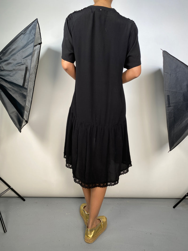 Vestido Negro Broderie