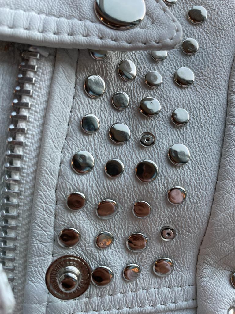 Chaqueta Tachas