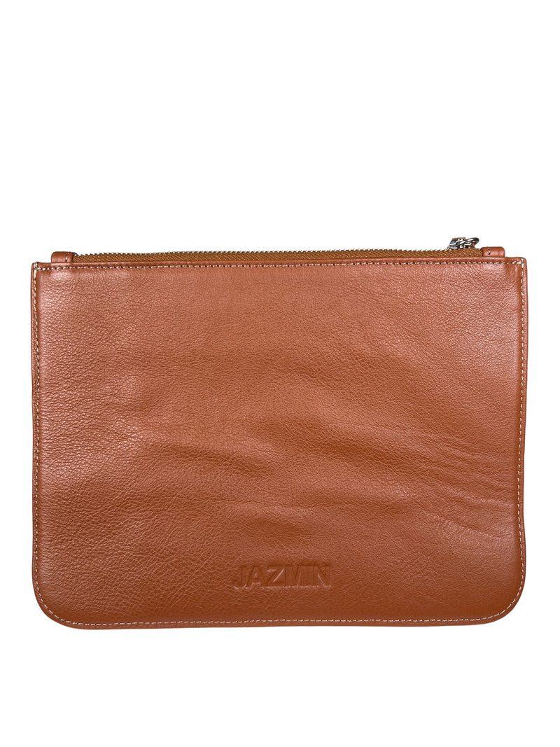 Clutch Kiss Cuero