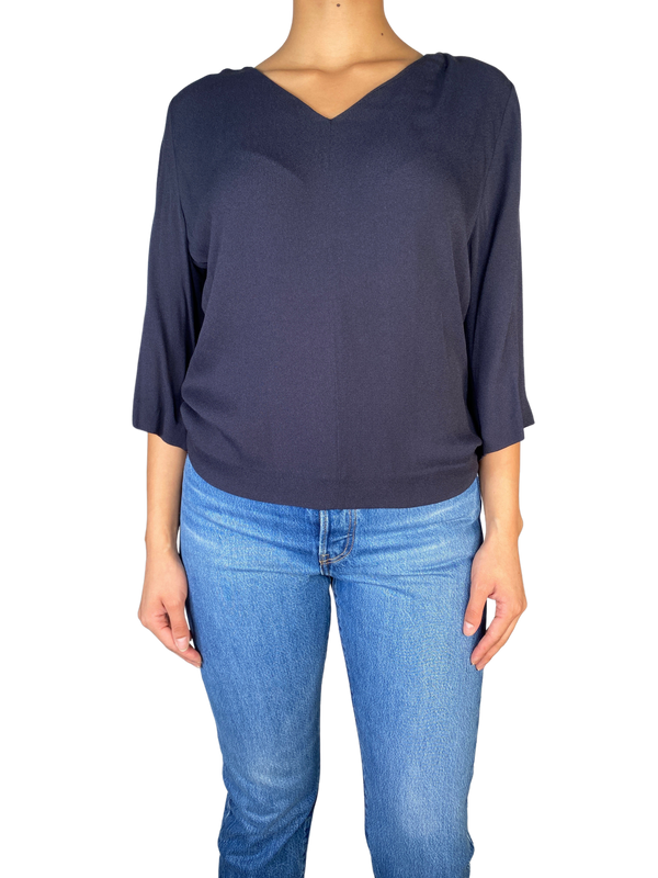 Blusa Negra Cuello en V