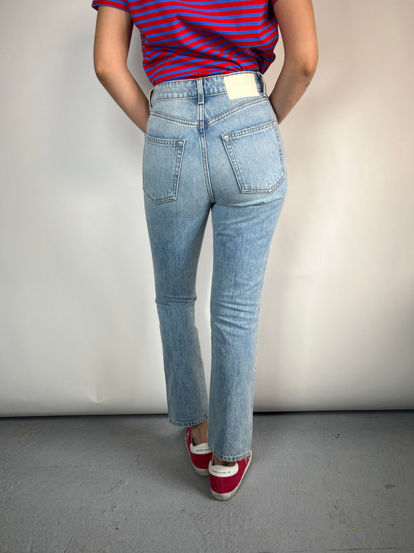 Jeans Tiro Alto