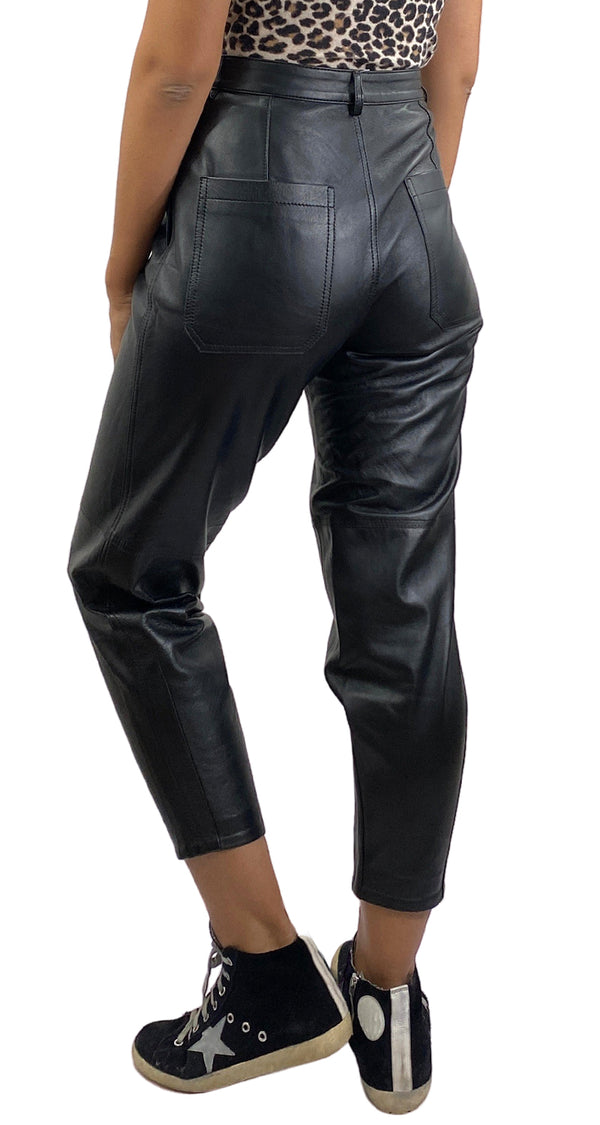 Pantalón Negro Cuero