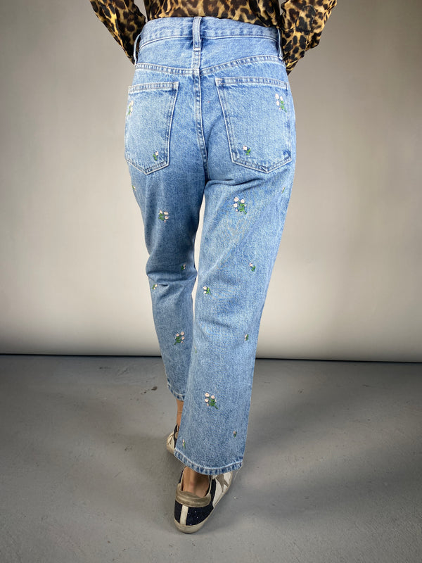 Jeans Flores Bordadas