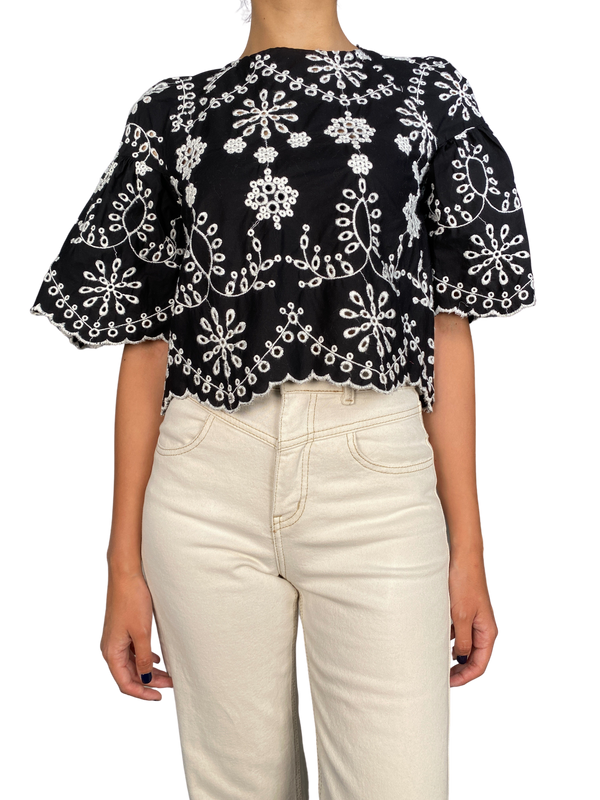 Polera Flores Bordada