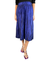 Falda Azul Metálico